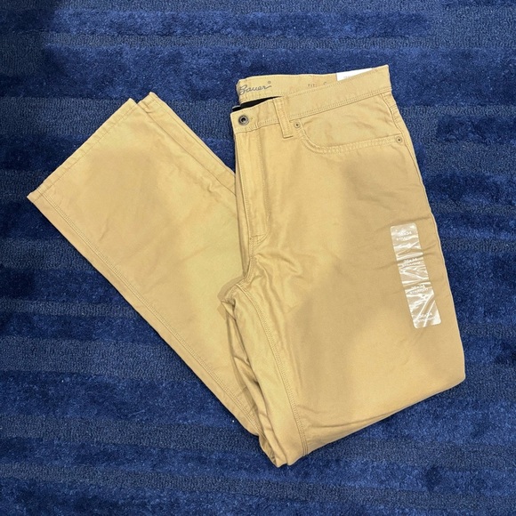 NWT Eddie Bauer 36x34 Khaki Trousers Pants Fleece Line Mountain Straight Fit - Picture 1 of 6